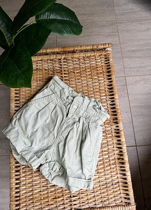 Шорти
