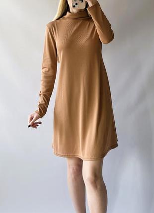 Бежевое платье, размер m1 фото