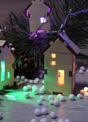 Мініатюрні дерев'яні будиночки для новорічної гірлянди (4,5х3х3 см)(2132)3 фото