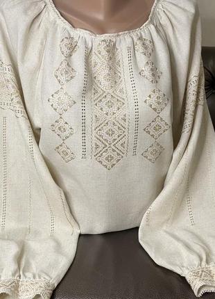Низинка. стильна жіноча вишиванка на сірому льоні ручної роботи. ж-23281 фото