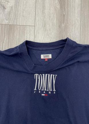 Вантажна жіноча футболка томмі хелфіґер tommy hilfiger оригінал4 фото