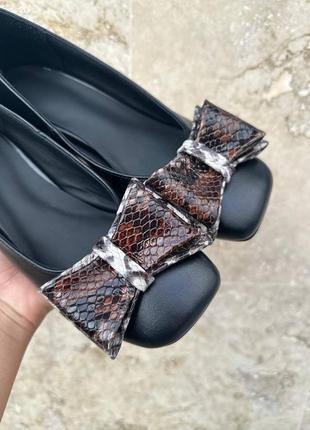 Чорні шкіряні туфлі з бантиком колір на вибір5 фото