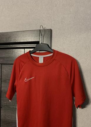 Nike dri fit спортивна футболка футбольна2 фото