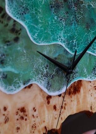 Годинник з дерева та епоксидної смоли у стилі лофт7 фото