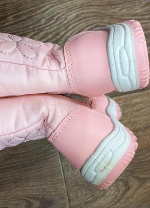 Рожеві чобітки для дівчинки3 фото