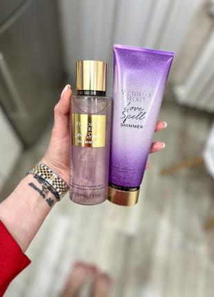 Спрей и лосьон с шиммером love spell victoria’s secret