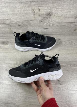 Nike спортивные кроссовки2 фото