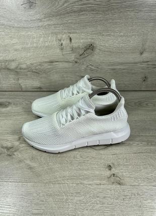 Adidas swift run белоснежные кроссовки5 фото