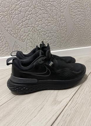 Кроссовки для бега nike react1 фото