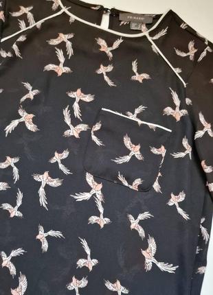 Женская черная блузка с карманом принт птицы primark шифон7 фото