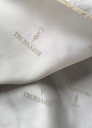 Італійський брендований підклад trussardi