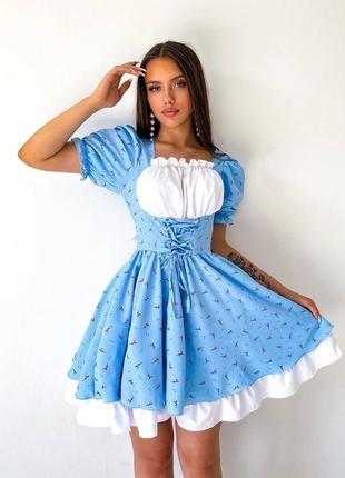 Платье в баварском стиле