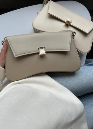 Женская сумка бежевая сумка бежевый клатч багет сумка сумочка1 фото