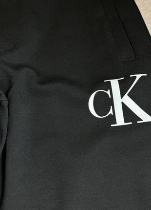 Мужской костюм calvin klein5 фото