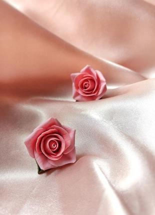 Серьги розовые розы. пуссеты4 фото