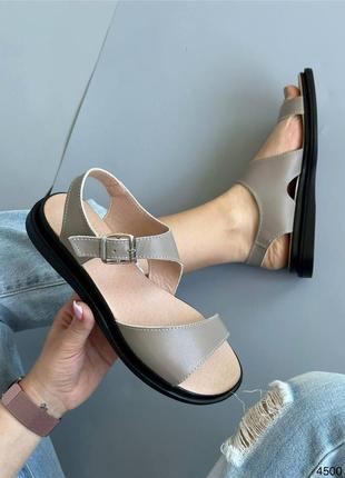 Босоніжки жіночі бежеві шкіряні сандалі з натуральної шкіри6 фото