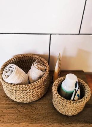 Круглая плетёная корзинка органайзер. корзина из джута. кашпо.