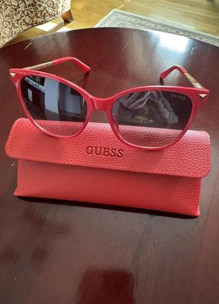 Червоні окуляри guess,оригінал з чохлом