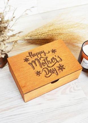Дерев'яна коричнева коробка подарунок мамі на день матері giftbox memorybox1 фото