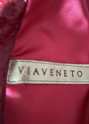 Куртка из мягкой кожи красного цвета5 фото