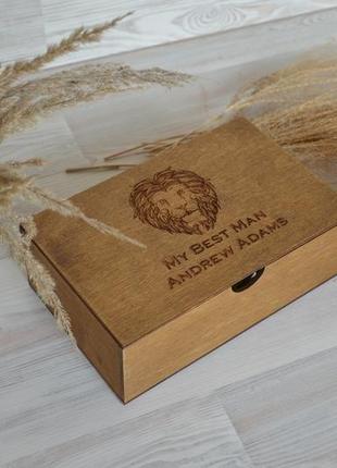 Дерев'яна коричнева коробка подарунок коханому чоловікові хлопцеві giftbox memorybox1 фото
