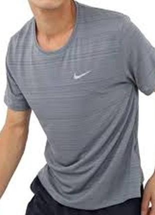 Футболка nike m nk dry fit miler top1 фото