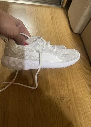 Puma кроссовые белые б/у 2