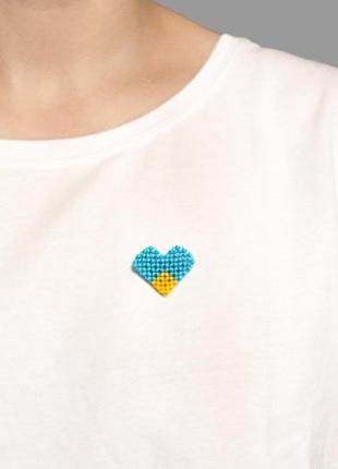 Значок "українське серце"4 фото