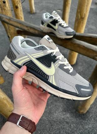 Кросівки nike yellow zoom vomero 5 якість висока, зручні в носінні легкі та повсякденні кросівки
