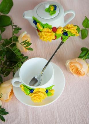 Набор посуды для чаепития "желтая роза"9 фото