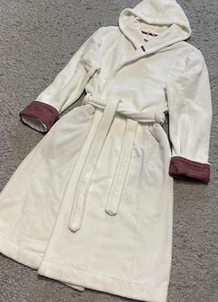 Оригінал.новий,фірмовий,махровий халат із капюшоном triumph1 фото