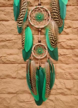 Большой ловец снов с натуральными перьями в бежево зеленом цвете эльфийка6 фото