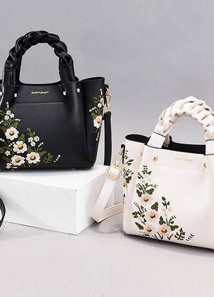 Жіноча сумка через плече з вишивкою квітами, модна та якісна жіноча сумочка шкіра повсякденна7 фото