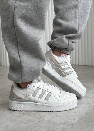 Кросівки adidas forum