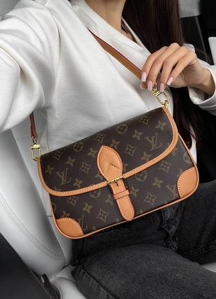 Жіноча сумка луї вітон коричнева жіноча сумочка louis vuitton diane brown/camel через плече модний клатч
