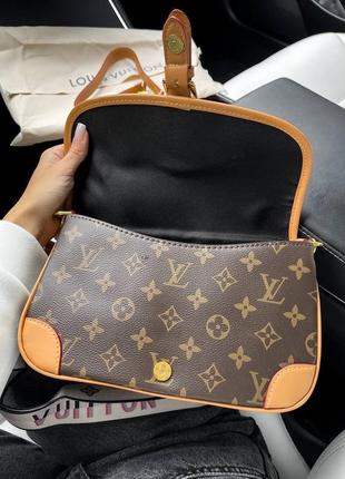 Женская сумка эхо витон коричневая женская сумочка louis vuitton diane brown/camel через плечо модный клатч9 фото