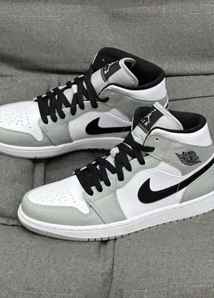 Кроссовки nike jordan 1