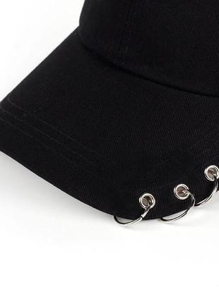 Черная кепка с кольцами м5665 фото