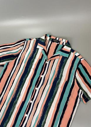 Цветная полосатая тенниска boohooman, бугумен, в полоску, полосатая, гавайка, шведка, летняя рубашка, тонкая, пляжная, легкая, овершот3 фото