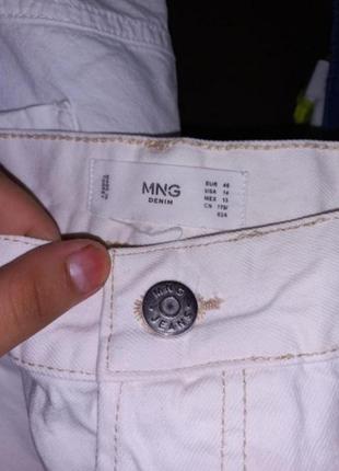 Белоснежные джинсы с высокой посадкой и разрезами 50-52 размер mango denim5 фото