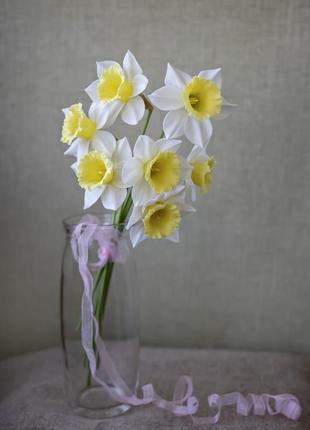 Нарцисс из холодного фарфора2 фото