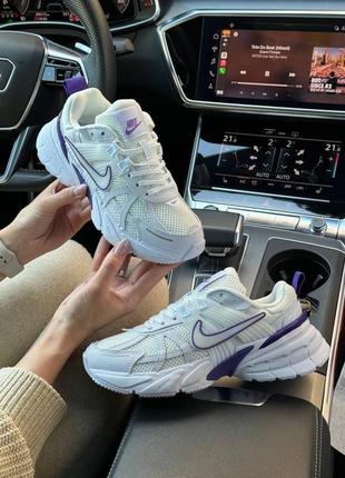 Женские кроссовки nike runtek wmns white purple3 фото