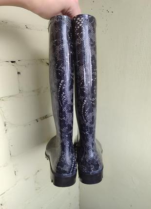 Черные резиновые сапоги retro 227 базовые актуальные стильные элегантные