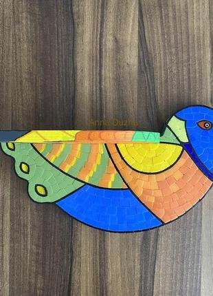 Полиця-пташка "райдужний лорикет" з мозаїки