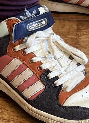 Сникеры / кеды / кроссовки boots adidas