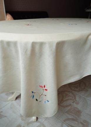 😍👌большая, 133х216 батистовая скатерть с нежной вышивкой🤩🌺🌸1 фото