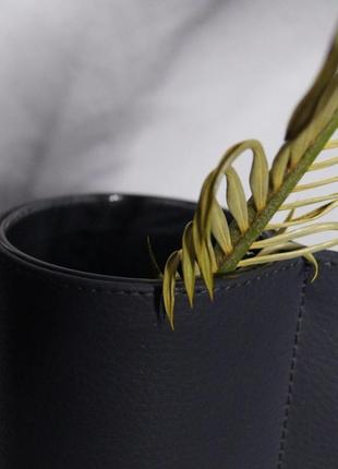 [vase s: nevy] 2
