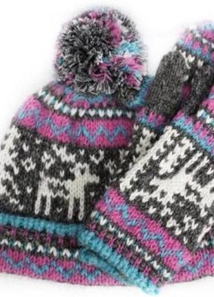Зимова шапка в'язана біні з помпоном в комплекті з рукавичками