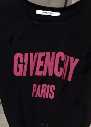 Футболка з лімітованої  серії  брендова givenchy limited edition pink distressed shirt оригінал.2 фото