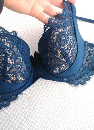 Шикарний бюстгальтер hunkemoller 75b